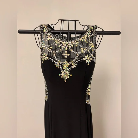 homecoming parade dress Lovely Blue Beaded Homecoming Dresses Sheath/Column Hoco Dress Cocktai –  SELINADRESS main image 1